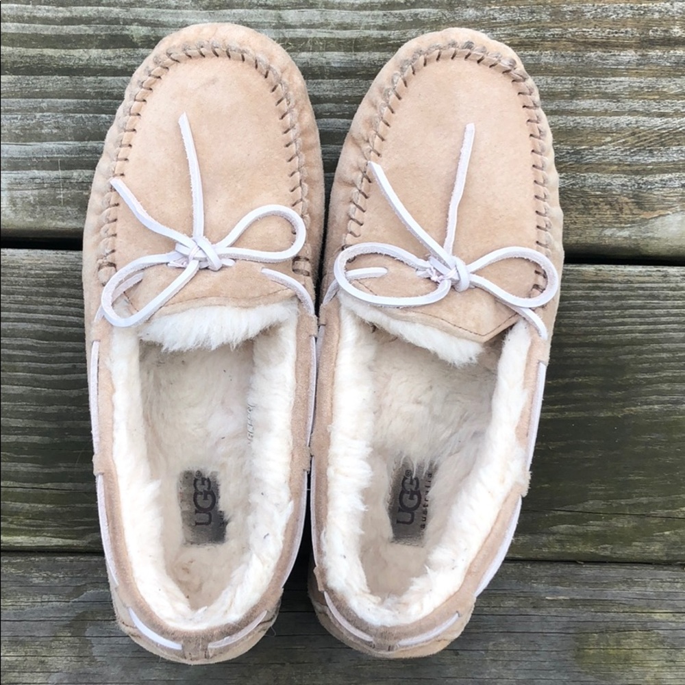 UGG Dakota Moccasin Slippers in Tabacco Shade